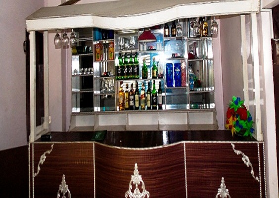 bar
